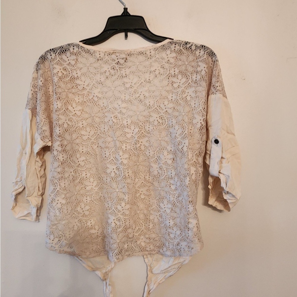 Daytrip tan lace back top size womens small - Picture 3 of 3